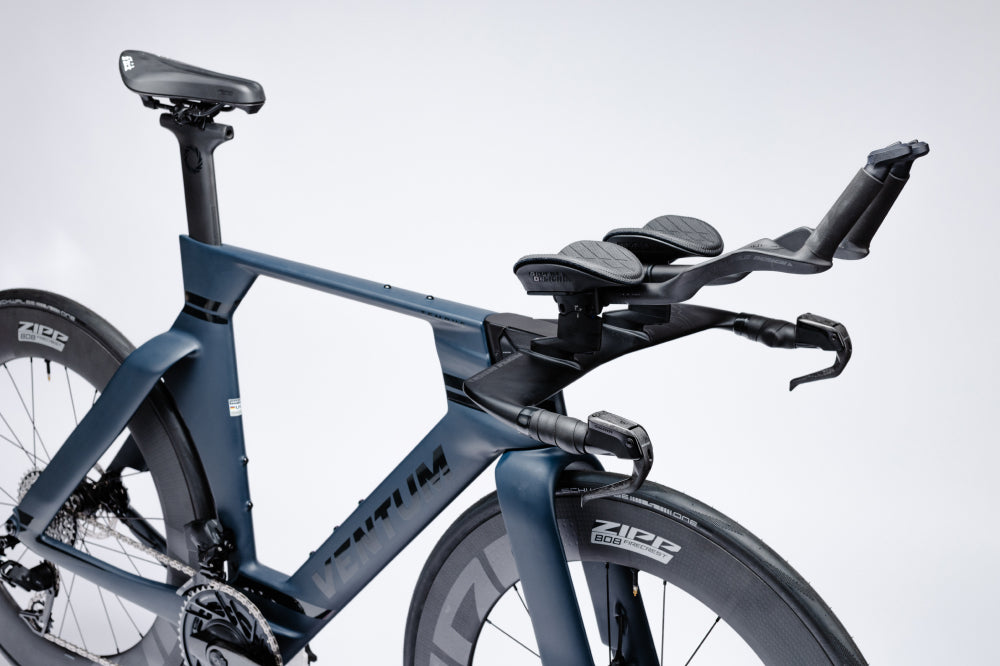 Vélo de triathlon Ventum sram force AXS