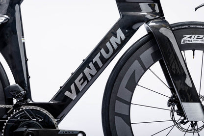 Vélo de triathlon Ventum sram force AXS