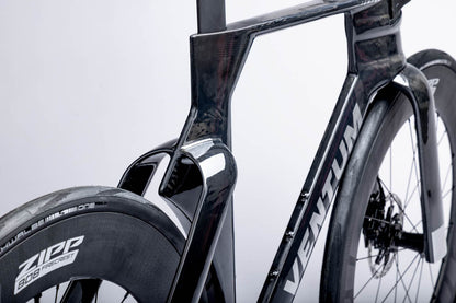 Vélo de triathlon Ventum sram force AXS